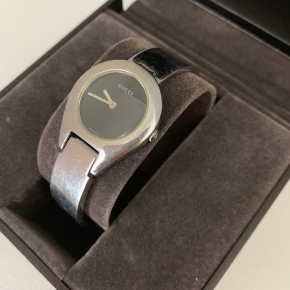 Gucci Watch - Picture 3 of 6